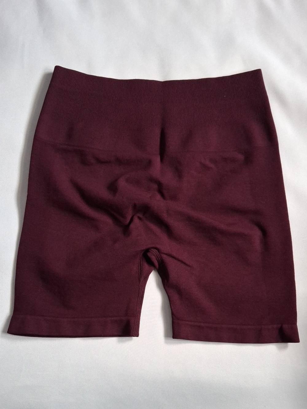 Buttflamn women's‎ shorts black cherry size S